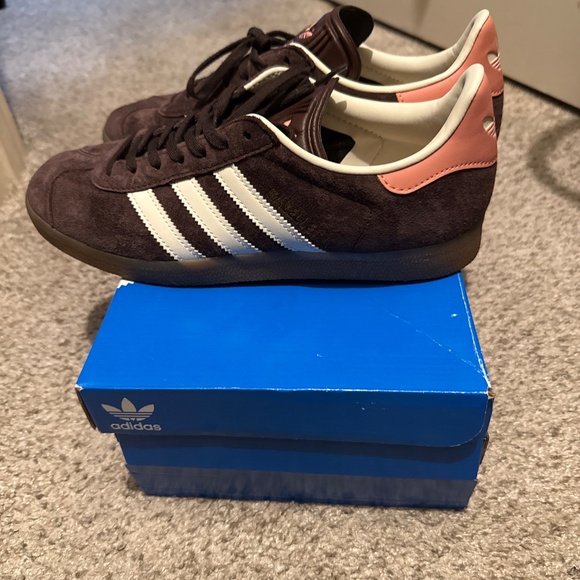 Samba - Picture 5 of 5